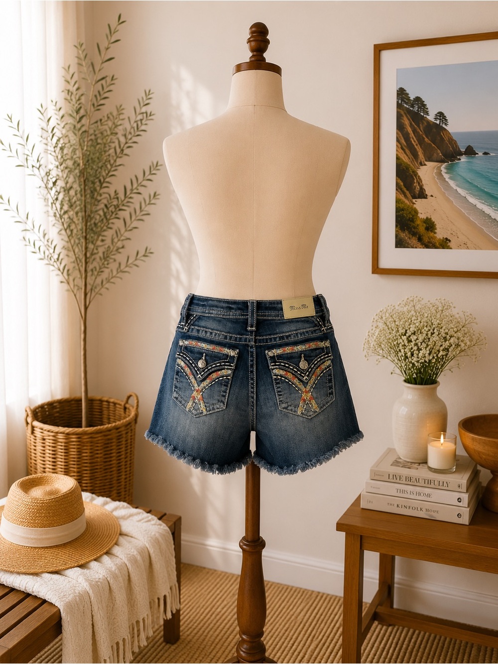 Miss Me Cutoff Denim Shorts Size 29 Distressed EUC Embellished Pockets